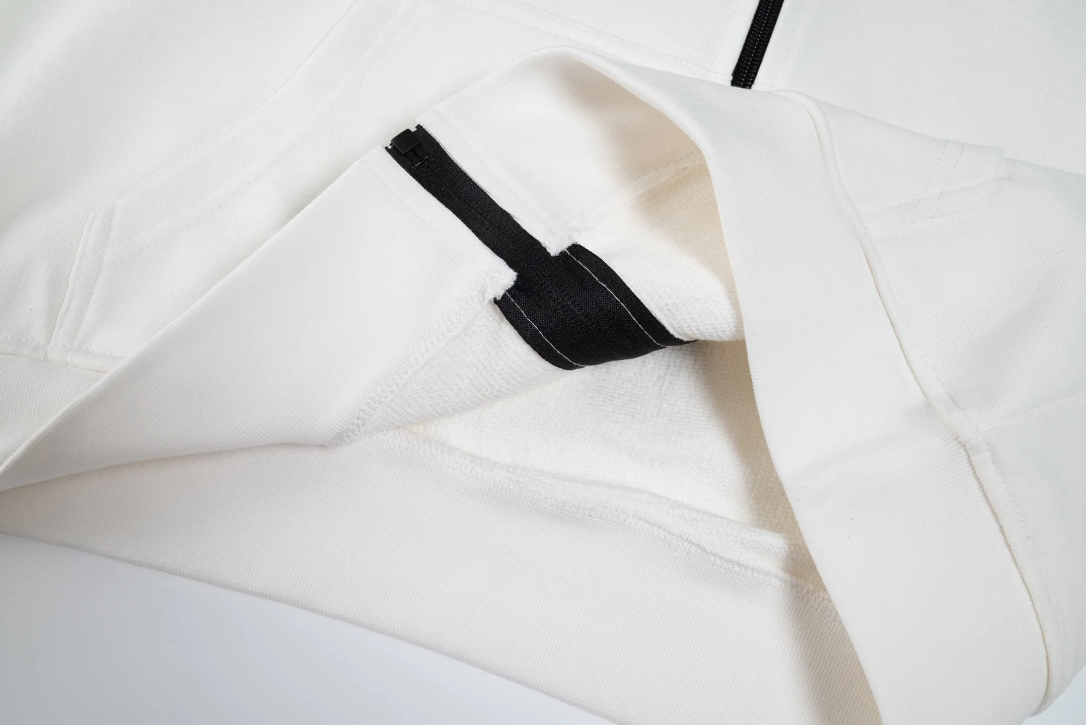 150 Arc'teryx g （ ） Quality Premium Quality Color：Black White Size：M/L/XL/XXL M L XL XXL 120 124 128 132 69 71 73 75 62 64 66 68 54 55 56 57 （ ： 1～3 cm ）